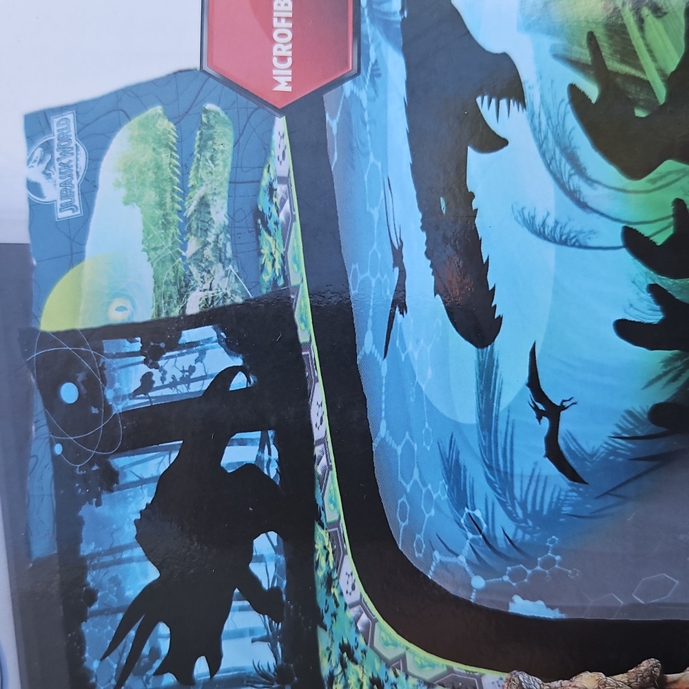 Jurassic World Biggest Growl 4 Piece Full Sheet Set New - Picture 4 of 5